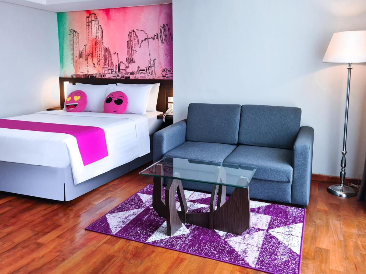Favehotel Graha Agung Surabaya Esterno foto