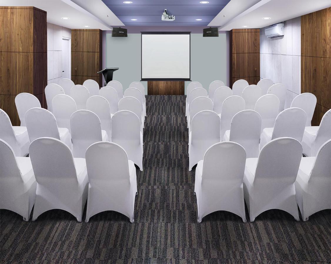 Favehotel Graha Agung Surabaya Esterno foto