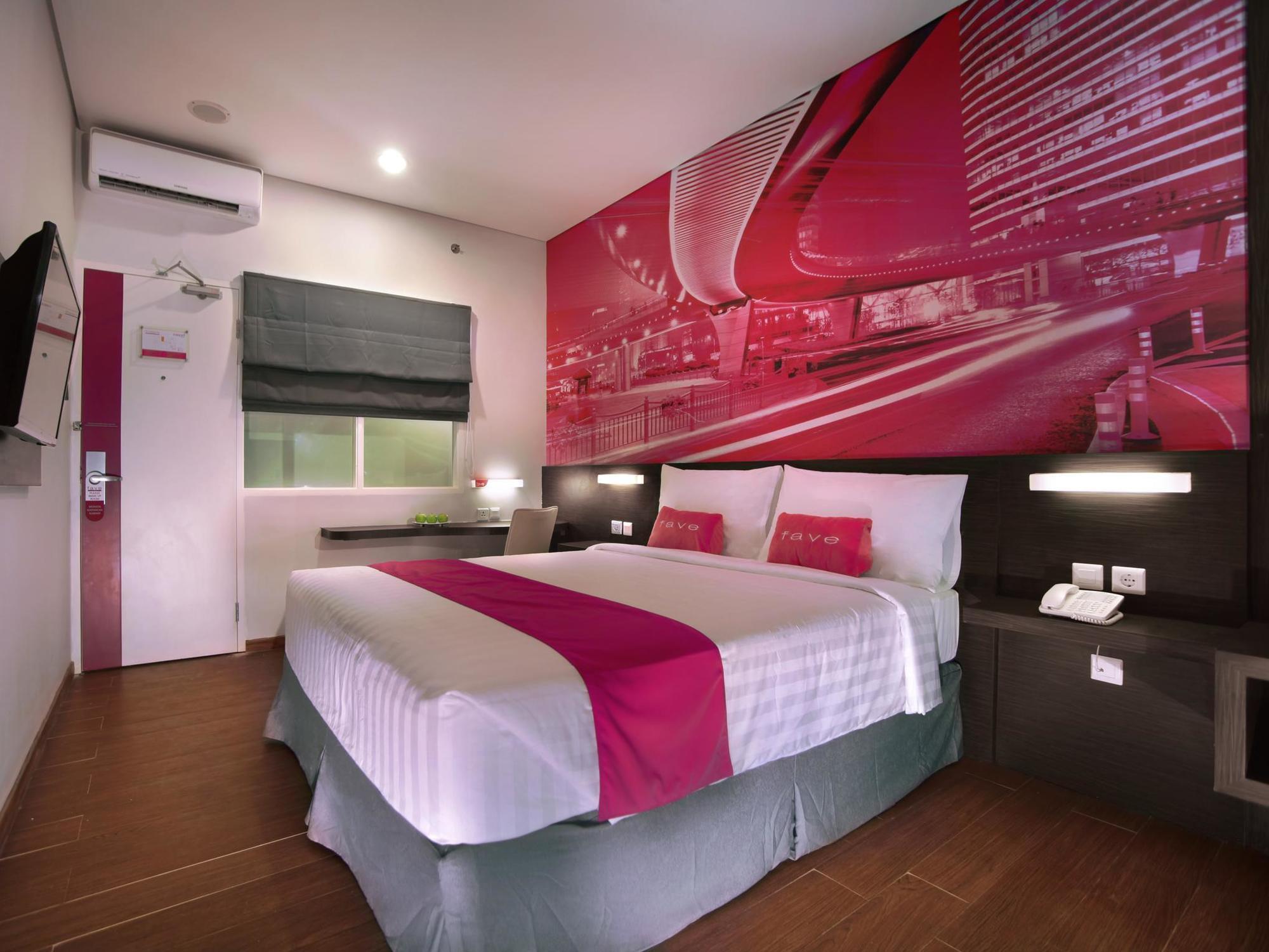 Favehotel Graha Agung Surabaya Esterno foto