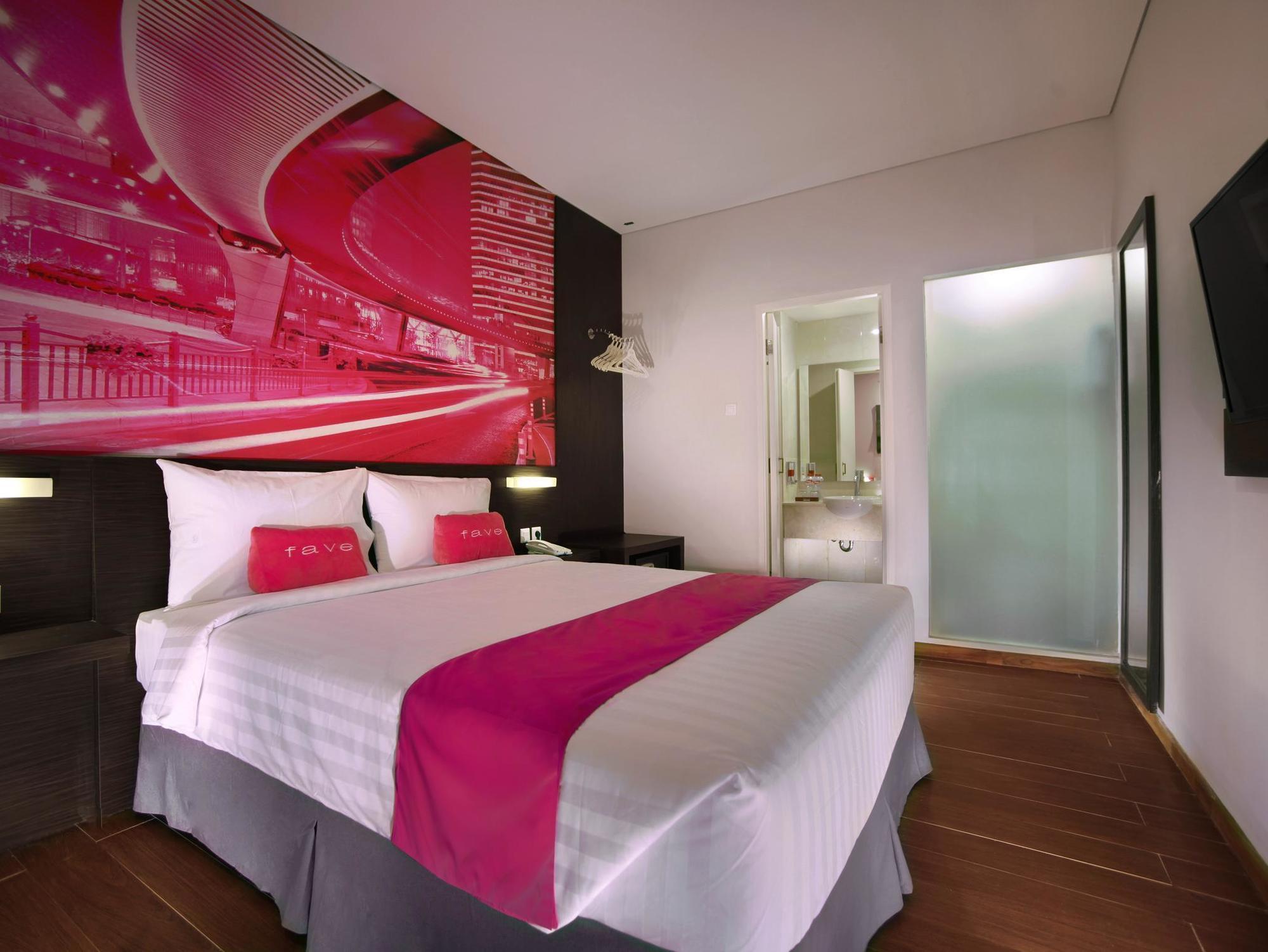 Favehotel Graha Agung Surabaya Esterno foto